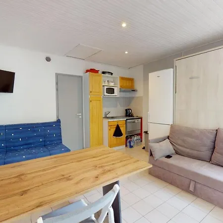 Daire La Petite Maison De La Roseraie *